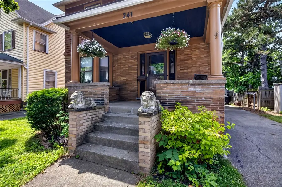 241 Brunswick St, Rochester, NY 14607 - #2
