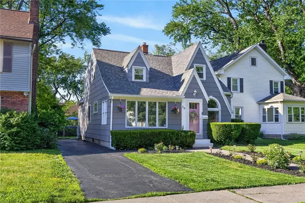 74 Pontiac Drive, Rochester, NY 14617