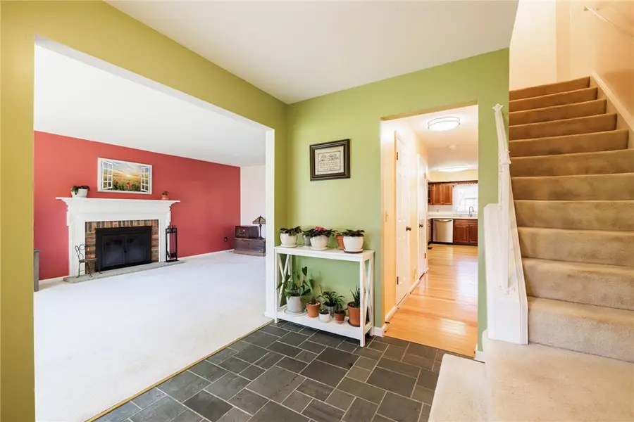 12 Huxley, Fairport, NY 14450 - #2