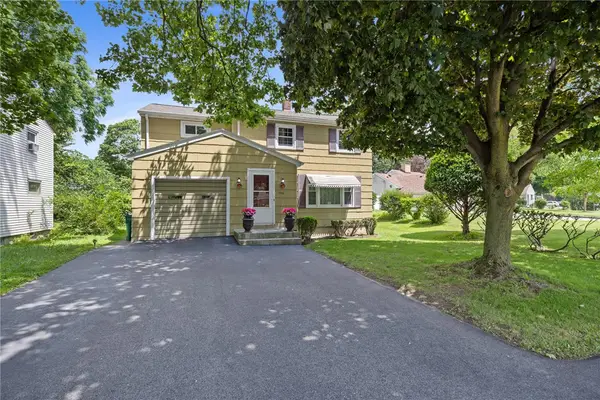 1516 Elmwood Avenue, Rochester, NY 14620