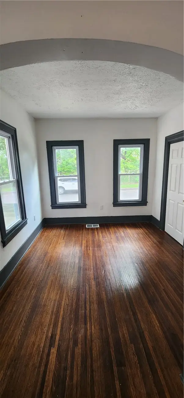 216 Lyndhurst Street, Rochester, NY 14605 - #2