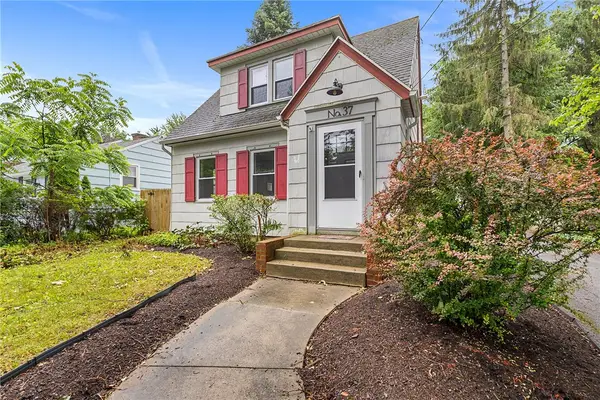 37 Hartfeld Drive, Rochester, NY 14625