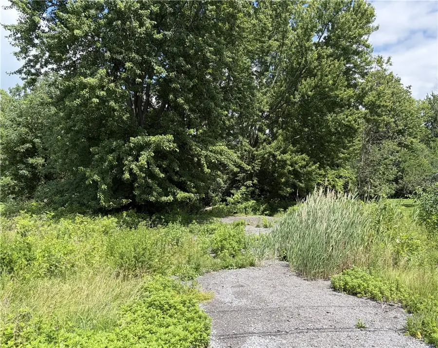 888 Martin Road, West Henrietta, NY 14586 - #3