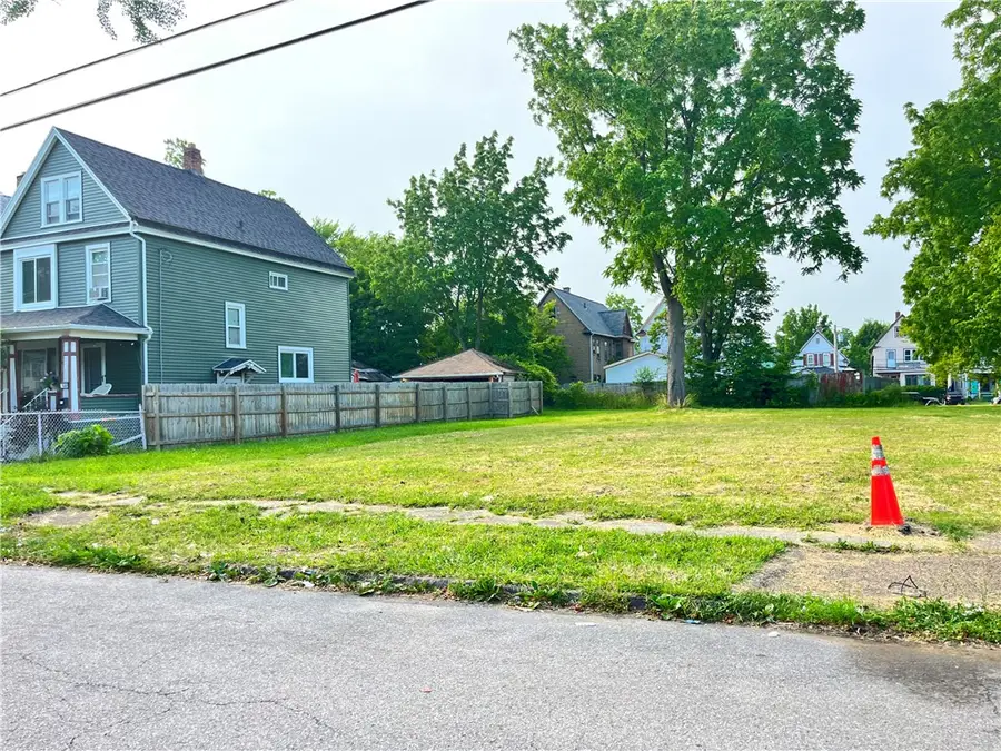 852 Glenwood Avenue, Buffalo, NY 14211 - #2