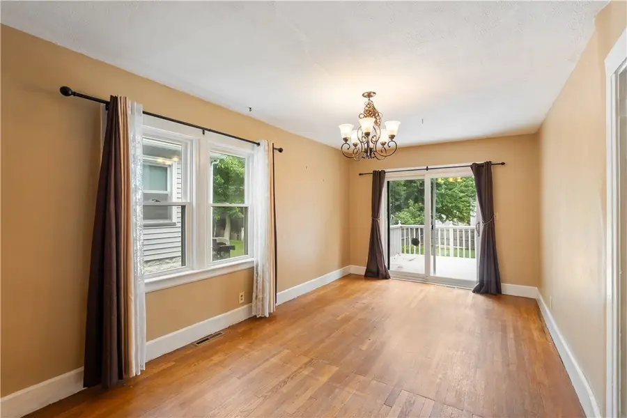 225 West Chestnut Street, East Rochester, NY 14445 - #2