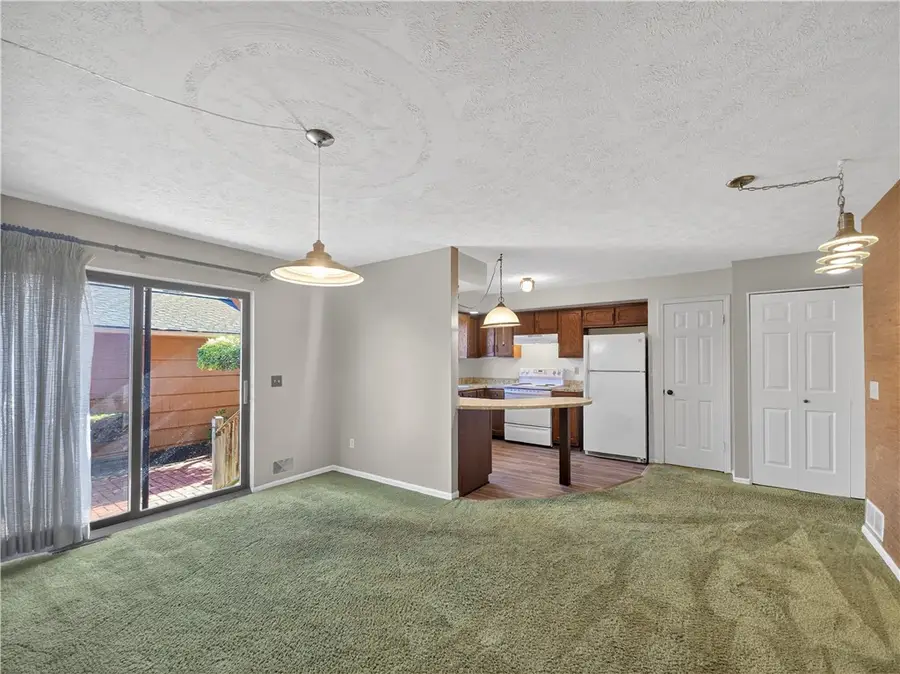 47 Huxley, Fairport, NY 14450 - #3