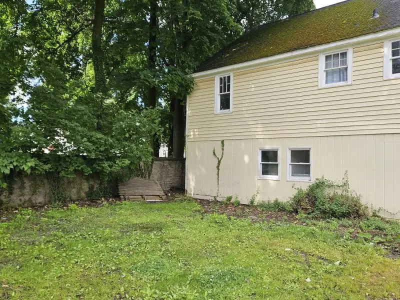 141 Pine Street, Lockport, NY 14094 - #3