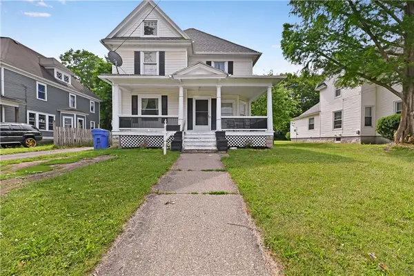 607 Colton Avenue, Newark, NY 14513