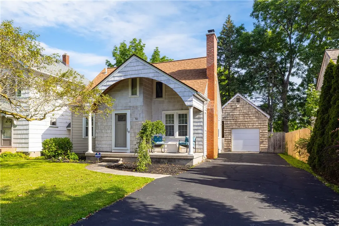 910 Whitlock Road, Rochester, NY 14609 - #1