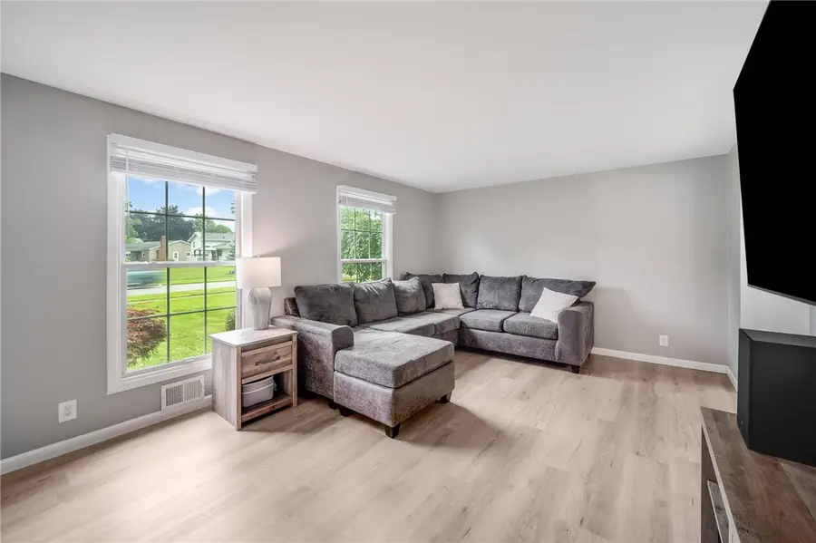 73 Stallion Circle, Rochester, NY 14626 - #3