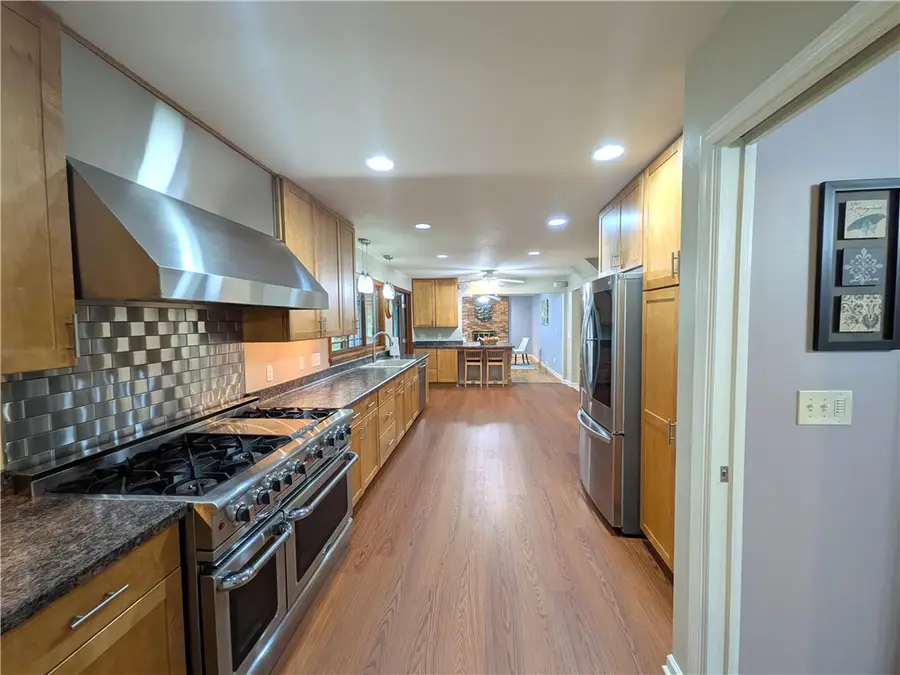 1 Locke Drive, Pittsford, NY 14534 - #3