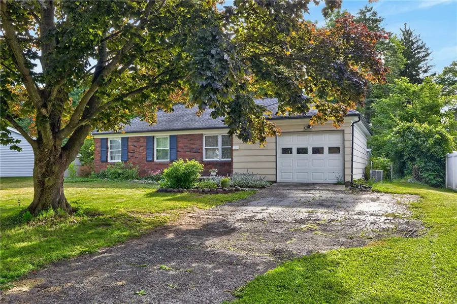 160 Sherwood Drive, Hilton, NY 14468 - #2