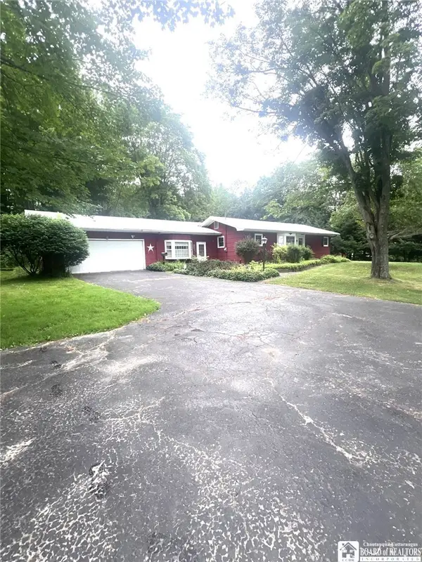 3026 Garfield Rd., Jamestown, NY 14701