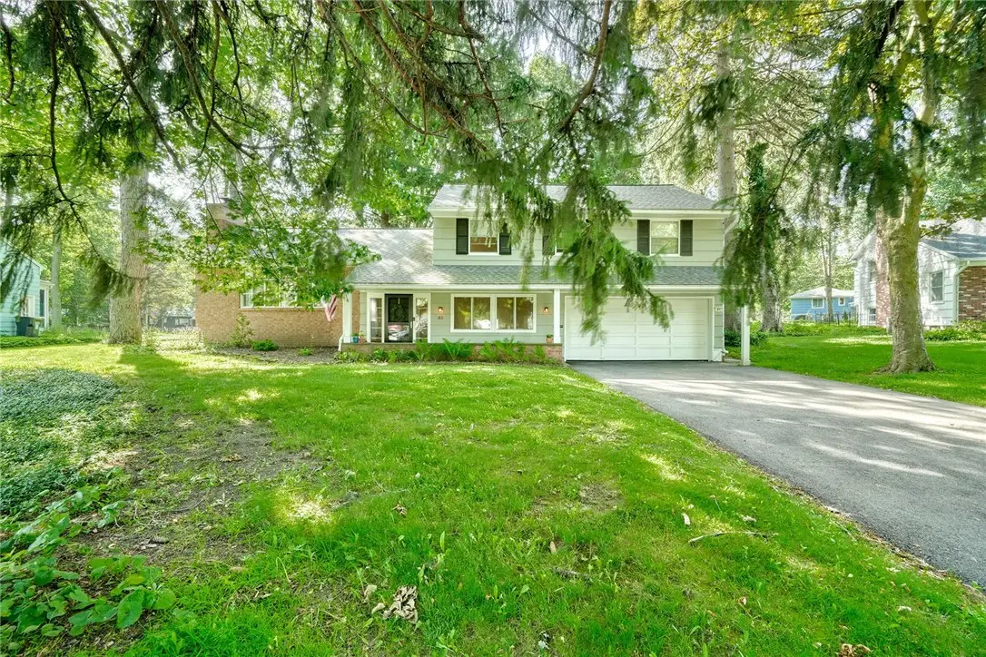 83 Hillhurst Lane, Rochester, NY 14617 - #1