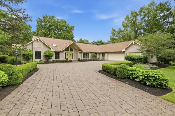 9 Pine Acres Drive, Rochester, NY 14618