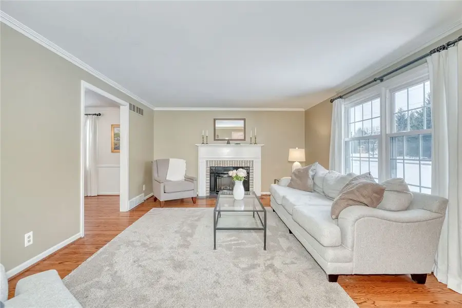 111 Knickerbocker Road, Pittsford, NY 14534 - #3