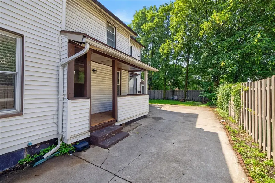 19 Waverly Place, Rochester, NY 14608 - #3