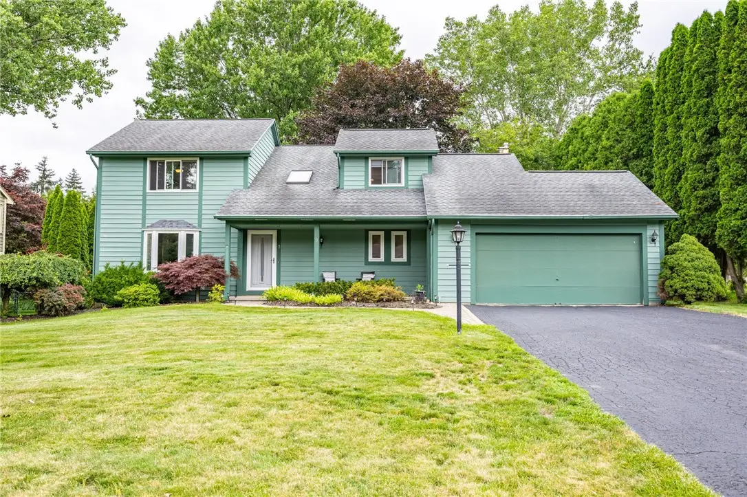 3 Random Knolls Drive, Penfield, NY 14526 - #1