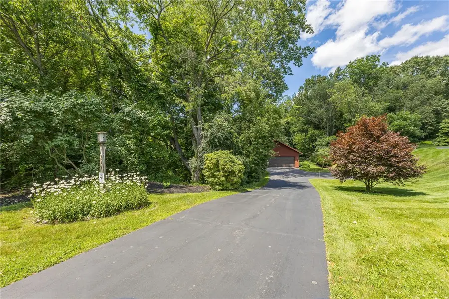 7227 Hertfordshire, Victor, NY 14564 - #3