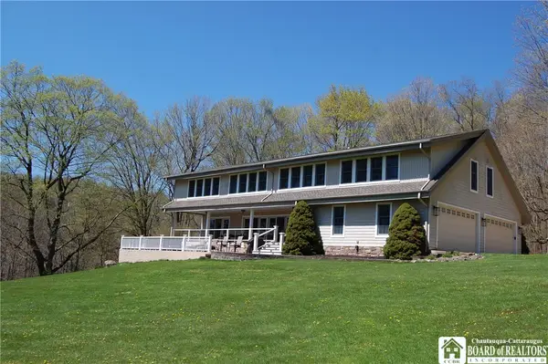 4420 Lakeside Drive, Bemus Point, NY 14712