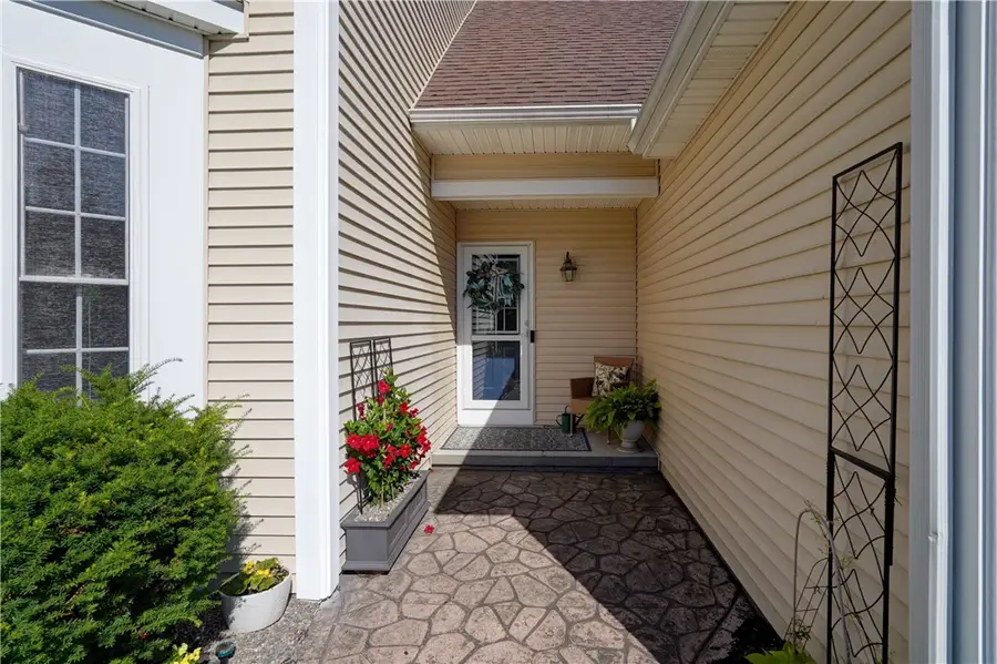 992 La Quinta Drive, Webster, NY 14580 - #2