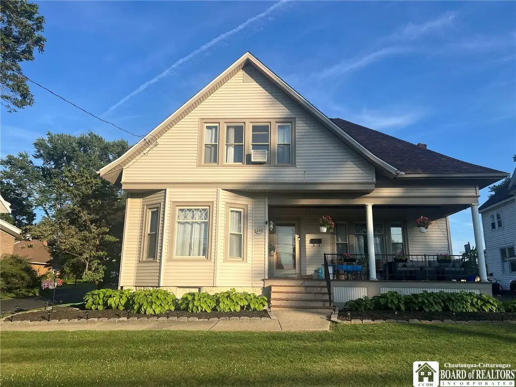 293 E Main Street, Fredonia, NY 14063 - #1