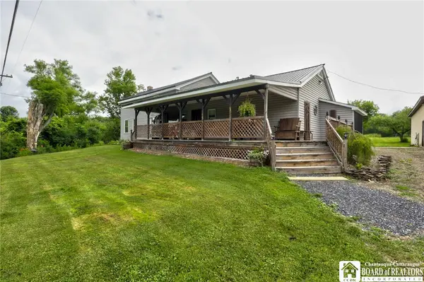 3046 Carpenter Pringle Road, Ashville, NY 14710