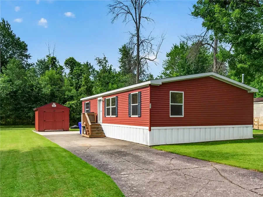 33 Willow Rd Road, Albion, NY 14411 - #2