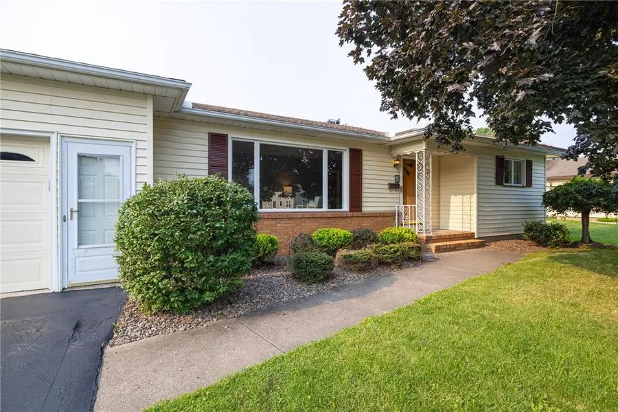 15 Georgian Dr, Rochester, NY 14609 - #3
