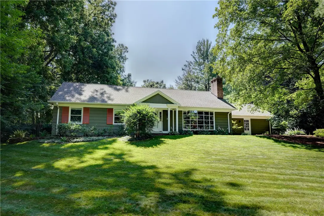 82 Washington Road, Pittsford, NY 14534 - #1