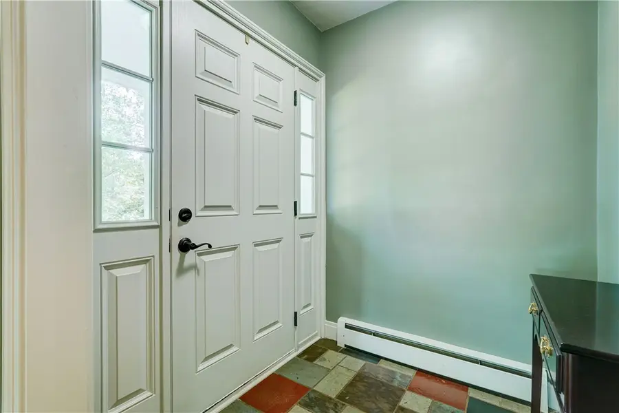 82 Washington Road, Pittsford, NY 14534 - #3