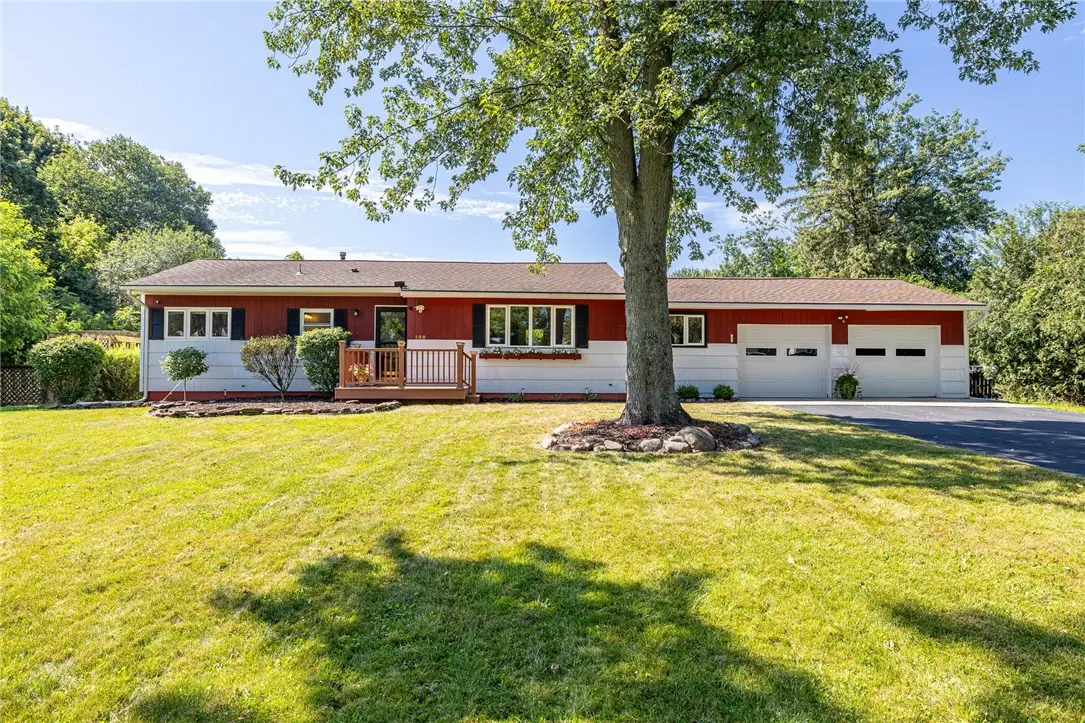 188 Viscount Drive, Rochester, NY 14623 - #1