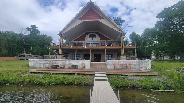 6853 W Lake Road, Castile, NY 14427