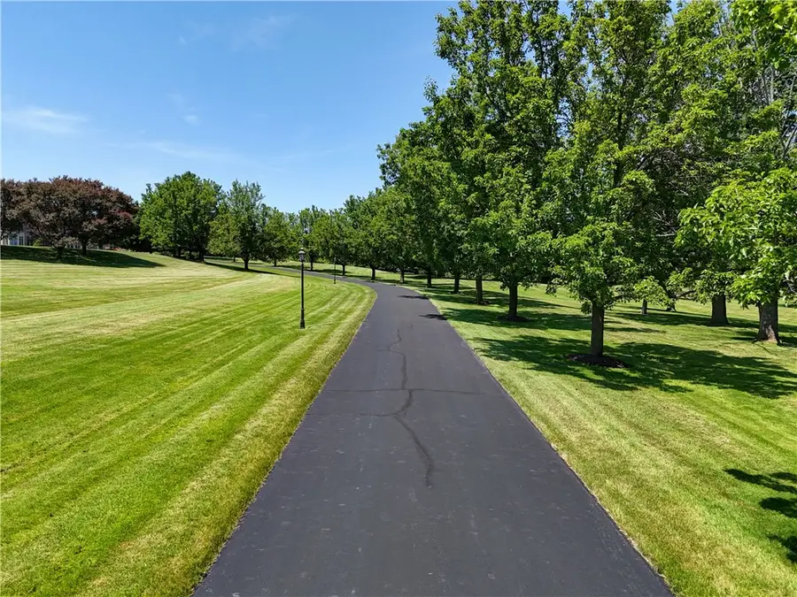 82 Lanning Road, Honeoye Falls, NY 14472 - #3