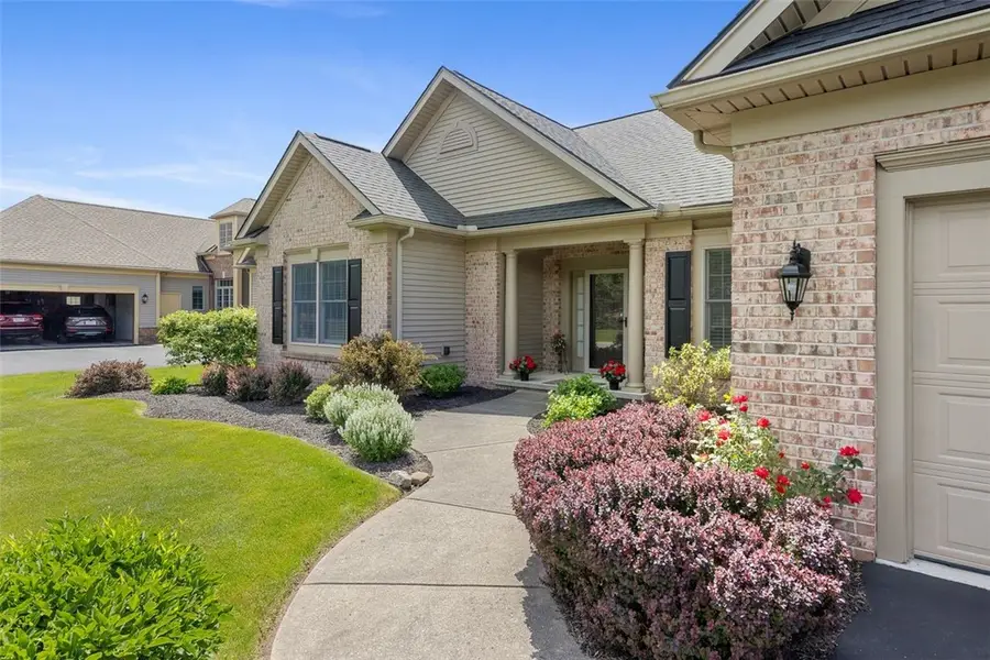 29 Brantley Way, Penfield, NY 14526 - #3