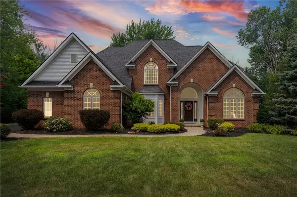250 Country Woods Lane, Rochester, NY 14626