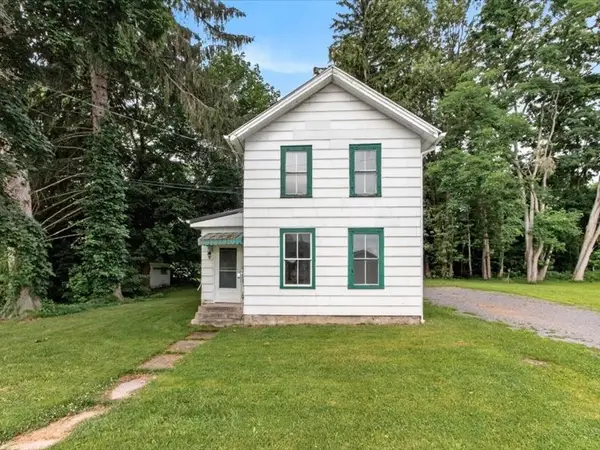 20 S Wayne Street, Phelps, NY 14532