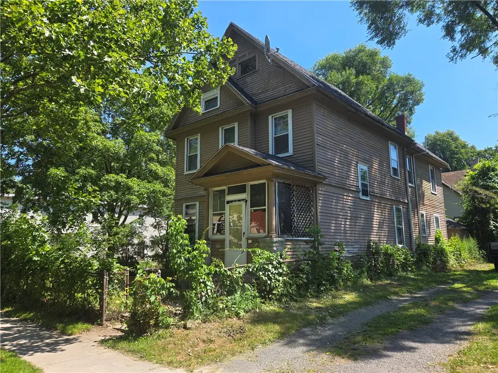 211 Parsells Avenue, Rochester, NY 14609 - #1
