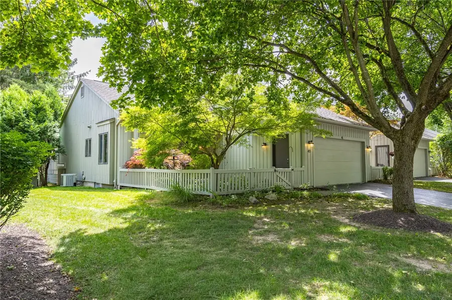 41 Winding Creek Lane, Rochester, NY 14625 - #3