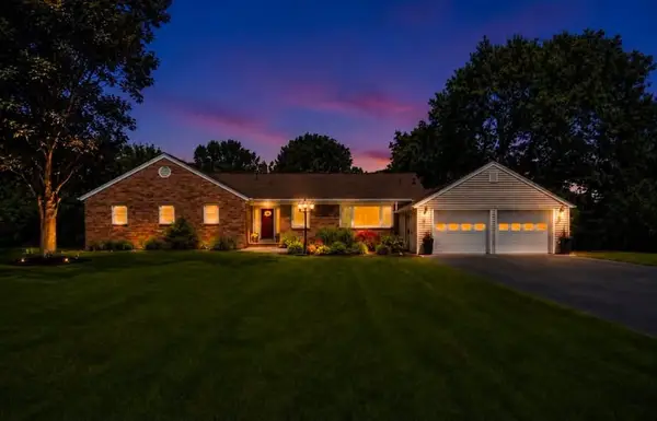 1201 Summit Dr, Newark, NY 14513