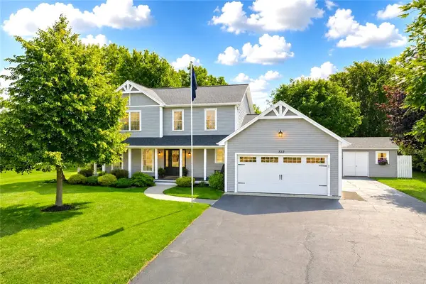 522 Salt Road, Webster, NY 14580