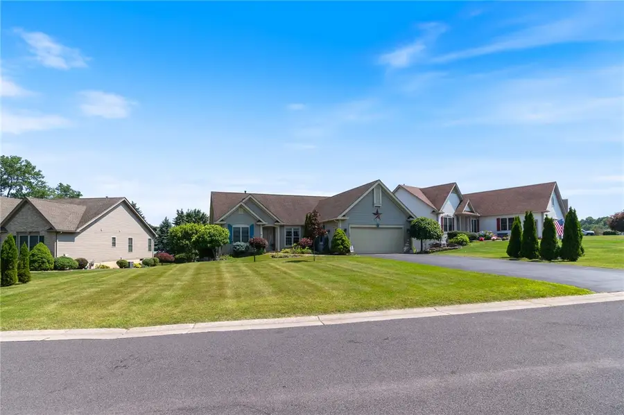 1104 Twin Leaf, Webster, NY 14580 - #3