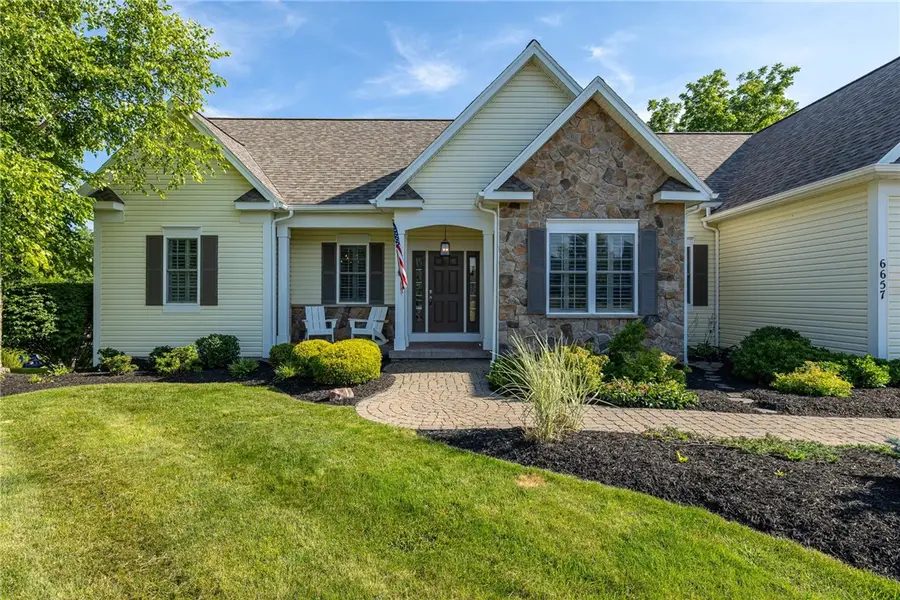 6657 Saint Johns Pkwy, Victor, NY 14564 - #2