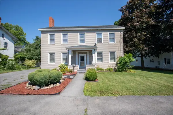 8 Phelps Street, Lyons, NY 14489