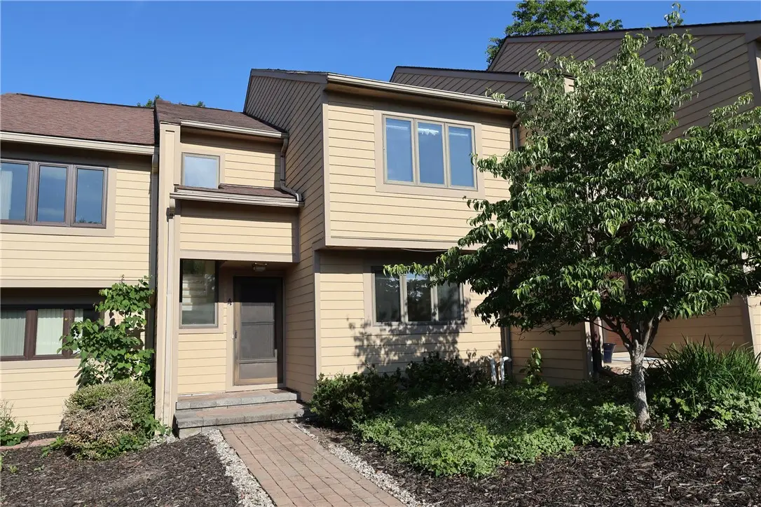 4 Golfside Circle, Canandaigua, NY 14424 - #1