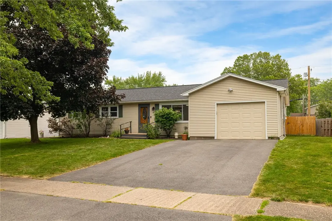 18 Ainsworth Lane, Rochester, NY 14624 - #1