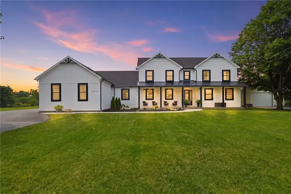 8658 E Main Road, Le Roy, NY 14482