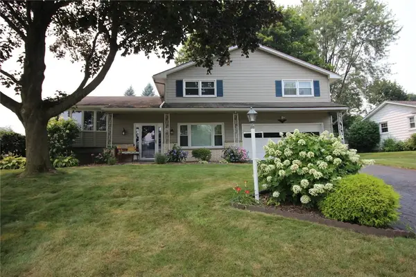 25 Kensington Court, Rochester, NY 14612