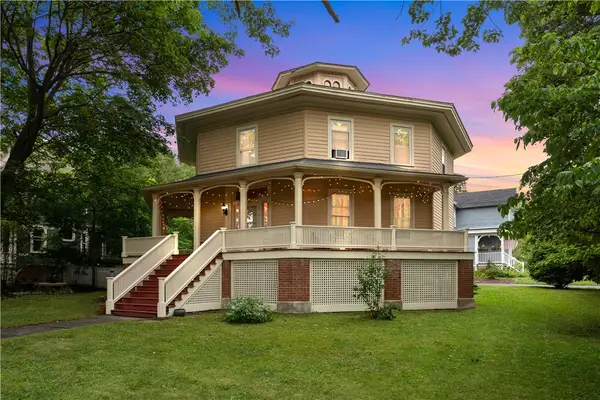 116 Gorham Street, Canandaigua, NY 14424