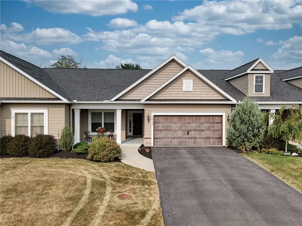 6012 Woodvine Rise, Canandaigua, NY 14424 - #1